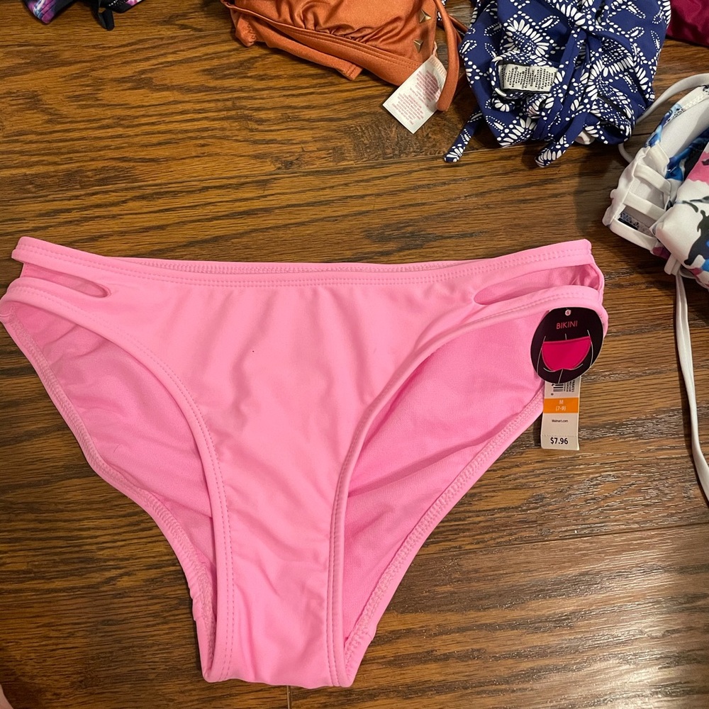 Pink bottoms